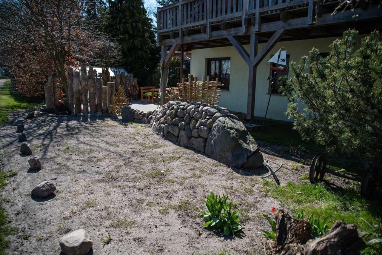 3-R-Ferienwohnung-Fuer-4-Personen-In-Schaprode-Auf-Ruegen-Zi3 Dış mekan fotoğraf